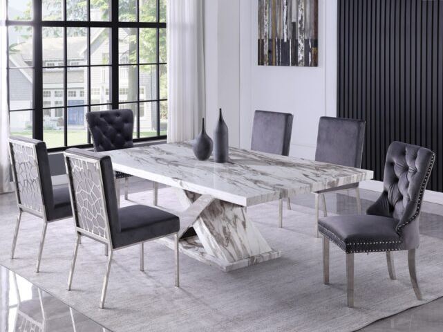 Nisa Dining table