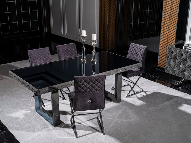 Viona dining table